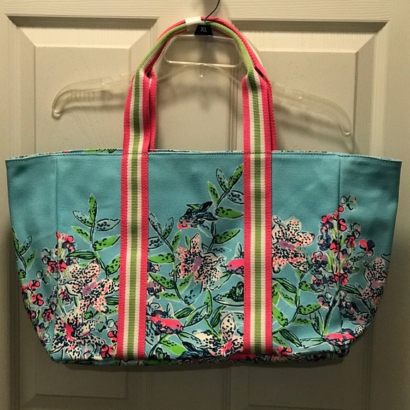 NWT Lilly Pulitzer Lilly’s Lagoon Tote Bag - Picture 1 of 6
